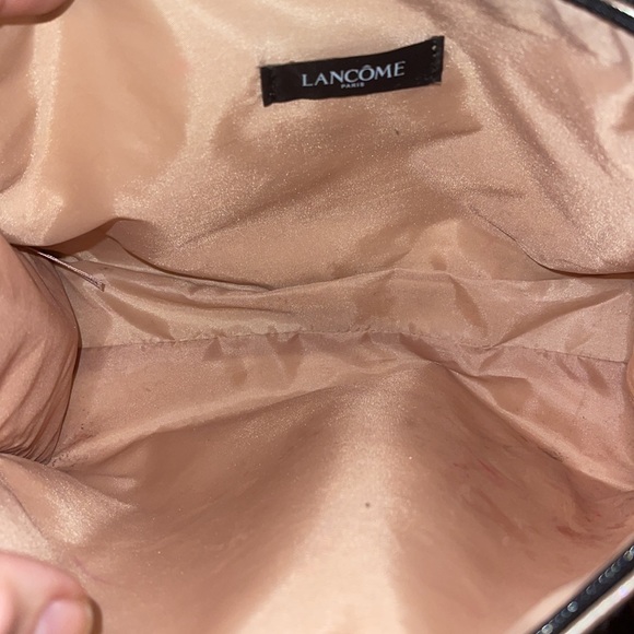 Lancôme pink shiny make up bag never been used nice - Picture 3 of 3